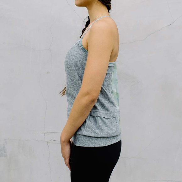 NWT Spaghetti Strap Tank Top Pockets Bra Camo Sz XS - Picture 4 of 4